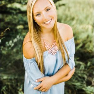 Meet your Posher, Hailey